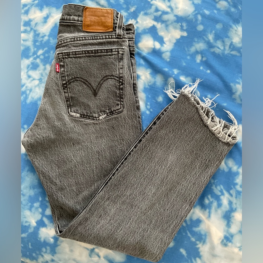 Levi’s high waisted gray jeans